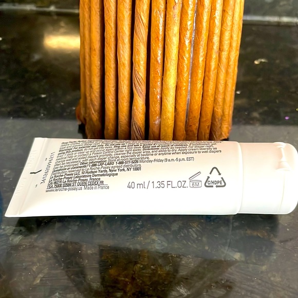 ”LA ROCHE-POSAY” CICA PLAST BALM B5 - Picture 3 of 6